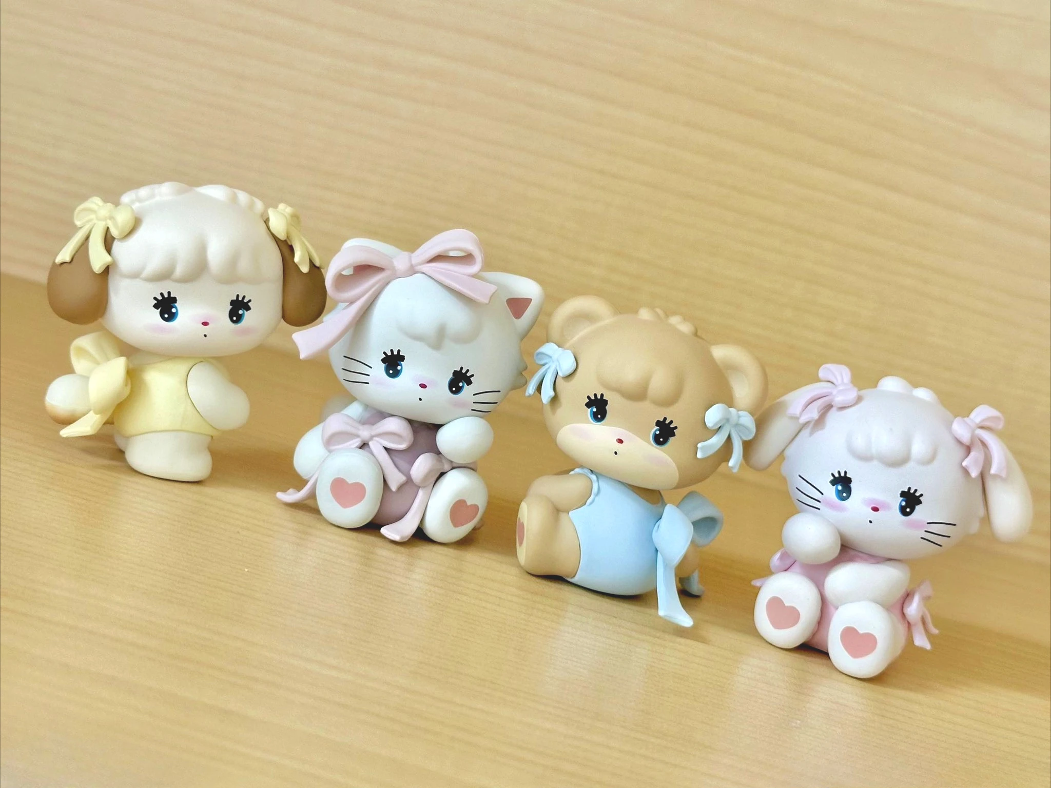 Qualia cápsula juguetes lindos personajes mikko figuras de mascota MOUSSE LATTE SOUFFLE CAMMY ojos grandes gatito conejo sentado gashapon - imagen 2