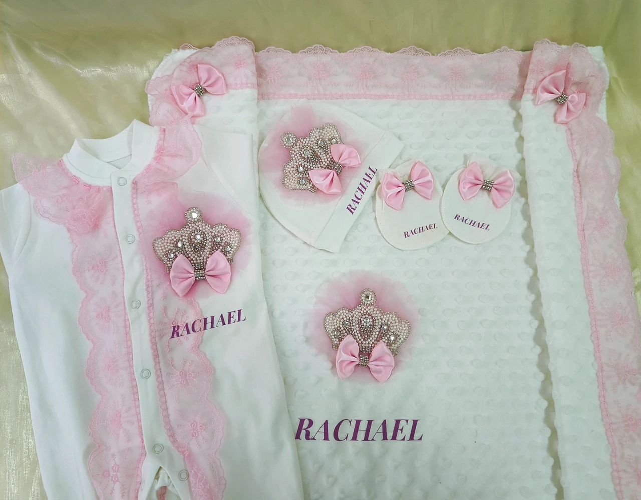 Juego de 5 piezas de vinilo hecho a mano para niña recién nacida, joyería personalizada con nombre, corona rosa, regalo de lujo - imagen 3