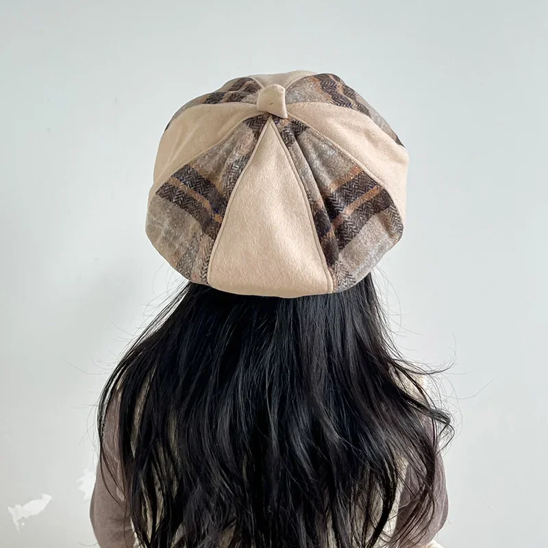 Boina a cuadros con oso para niñas – Accesorio de moda infantil otoñal - imagen 2