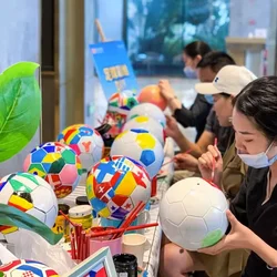 Balón de fútbol pintado a mano para niños – Talla 4
