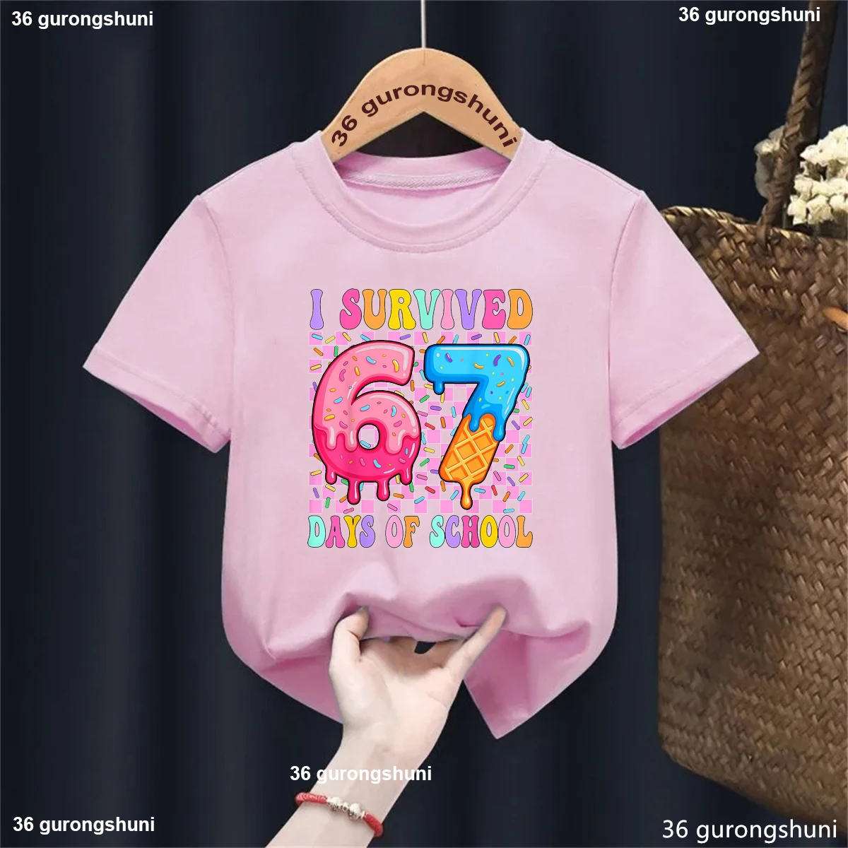Camiseta colorida con estampado de helado sobreviví en 67 días de escuela, ropa divertida para niños y niñas, camiseta lisa de manga corta de verano - imagen 4