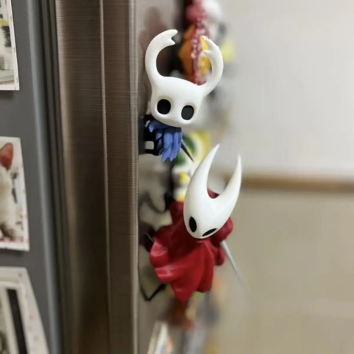 2 unids/set Hollow Knight 2 Hornet figura juguete imán para nevera decoración de escritorio modelo adornos juguetes niños niñas regalos de navidad - imagen 2