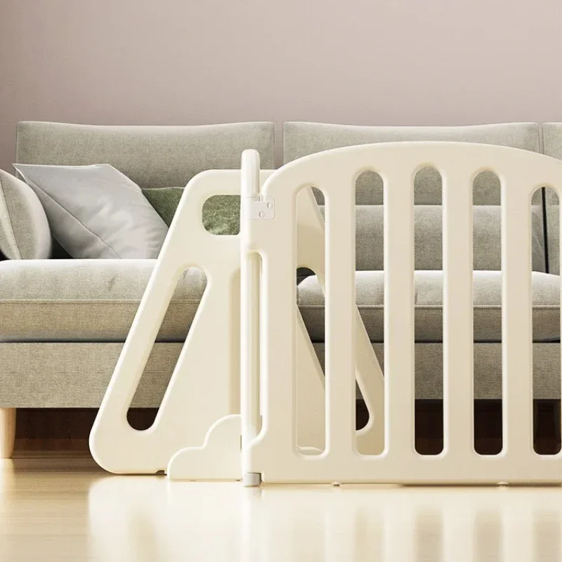 Barrera de seguridad interior para valla de bebé a prueba de punta de parque infantil de un solo lado |   Barrera antiribaltes para niños pequeños, valla resistente, compacta - imagen 4