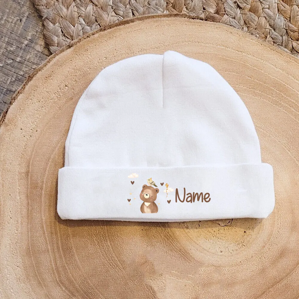 Gorro para bebé estilo hospital con bordado personalizado