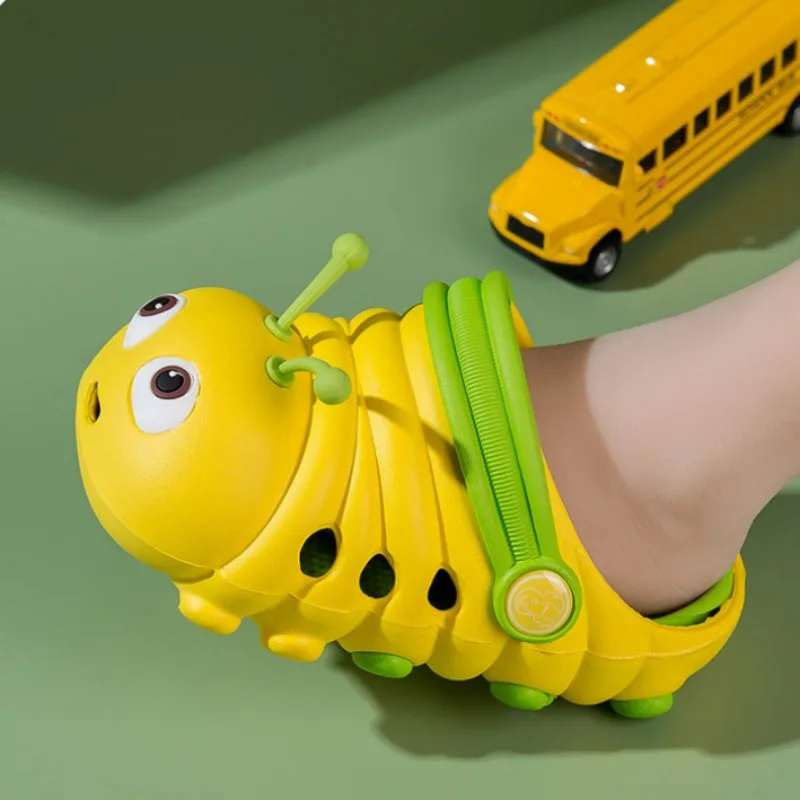 Zapatos con agujeros para niños de verano, sandalias con bonitos dibujos de oruga para bebés y niñas, zapatillas antideslizantes de suela suave transpirable para niños de 1 a 4 años - imagen 3