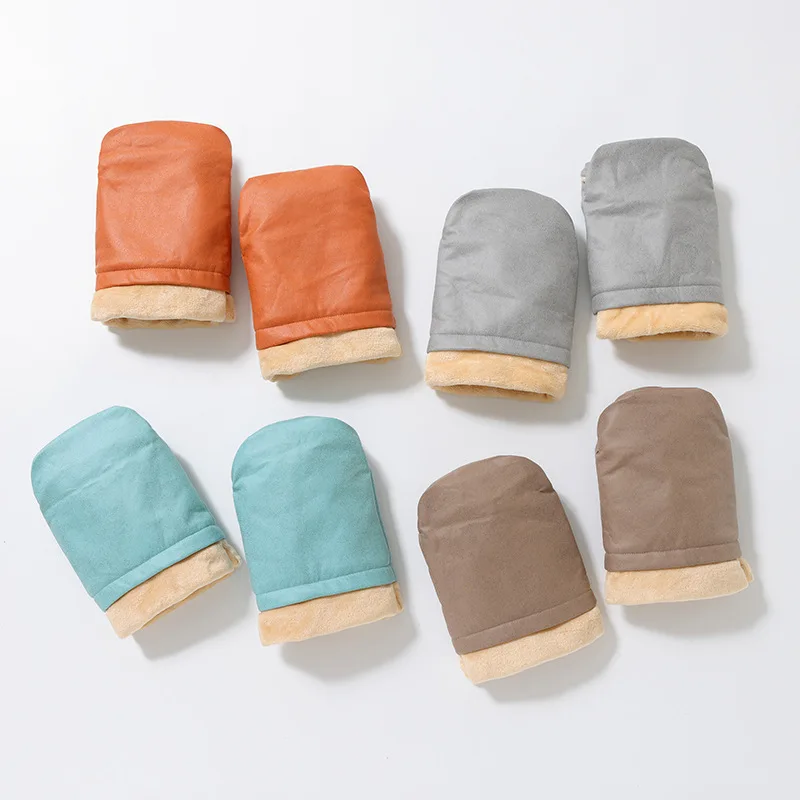 1 par de nuevos guantes impermeables a prueba de viento de cuero PU para cochecito de bebé, forro polar cálido para invierno, cochecito, manguito de mano con botones - imagen 2