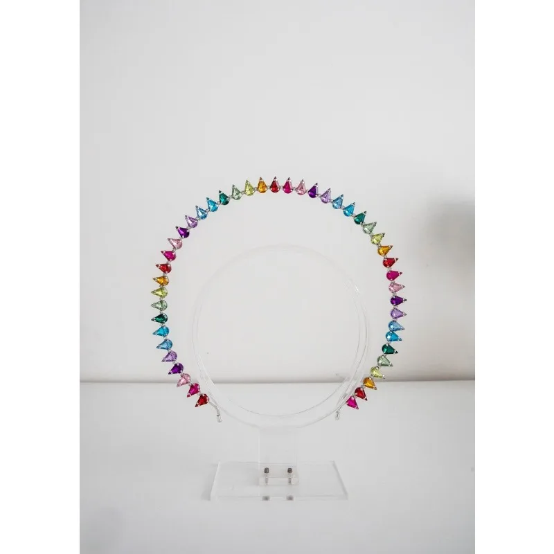 Corona halo arcoíris con circonitas para fotografía de maternidad - imagen 2