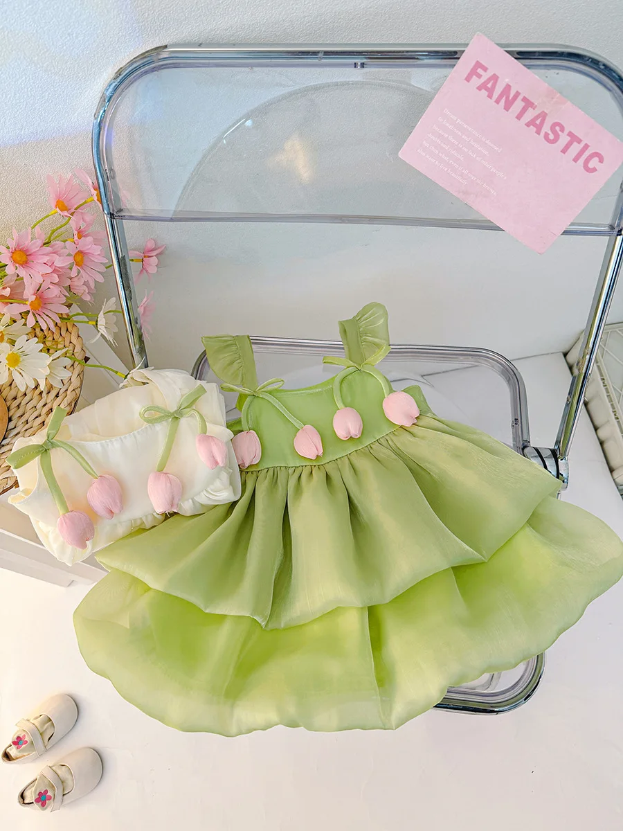 Vestido veraniego de tulipán para niña – corte acampanado