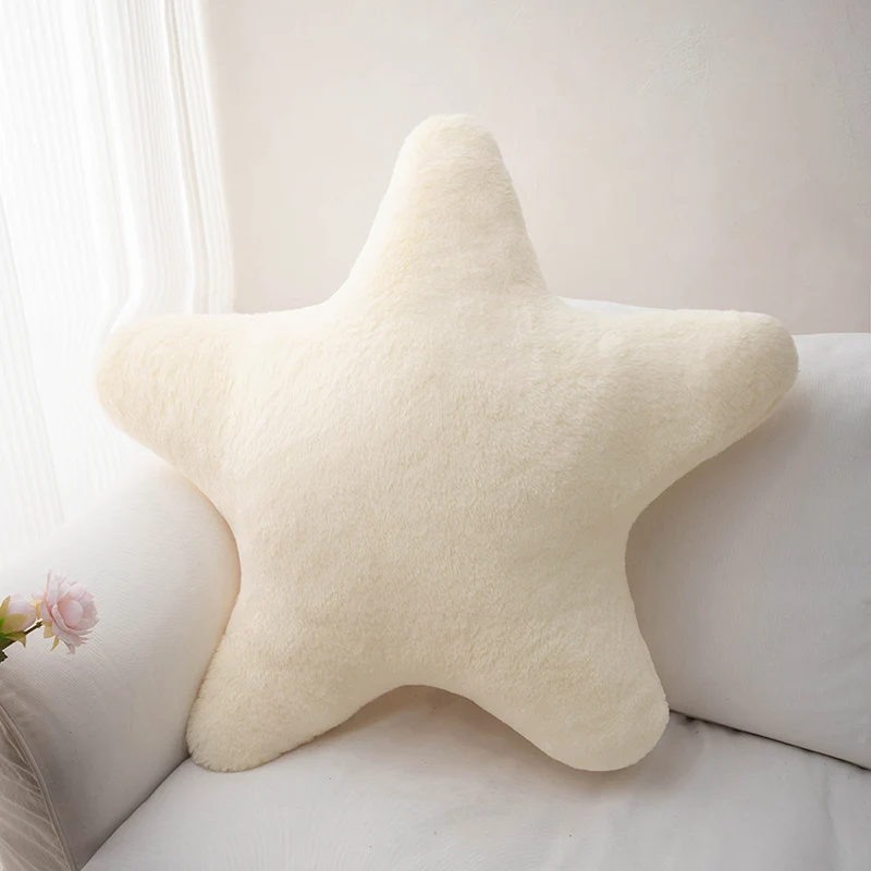 Almohada infantil con forma de estrella en felpa suave - imagen 3