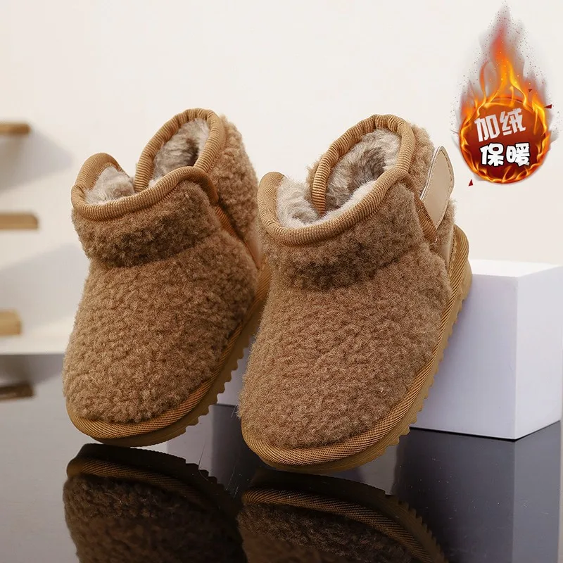 Zapato de algodón para caminar para bebé, versión coreana, bota de nieve Retro para niña, zapatos planos simples e informales antideslizantes, botas cortas con cinturón blanco cálido, 2025 - imagen 3