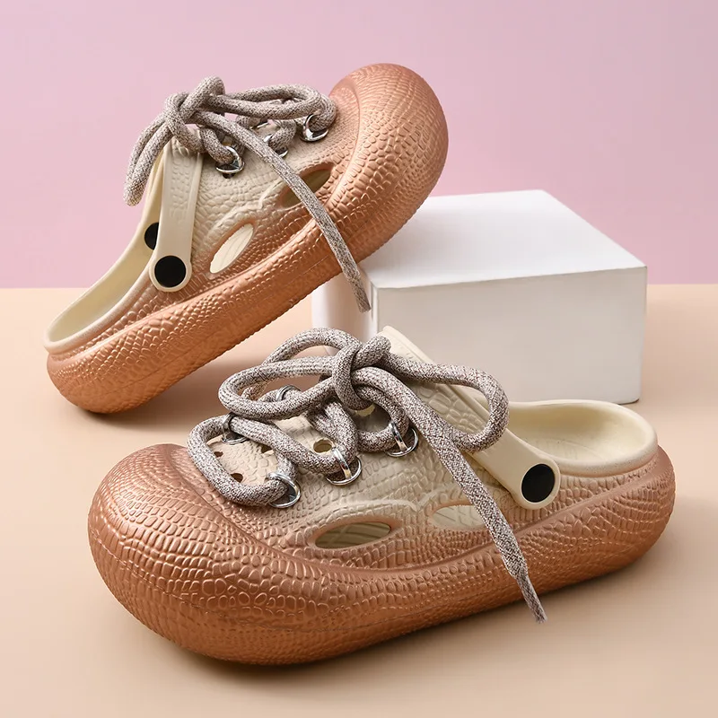 Sandalias plataforma verano niños – Cordones, doradas y plateadas - imagen 5