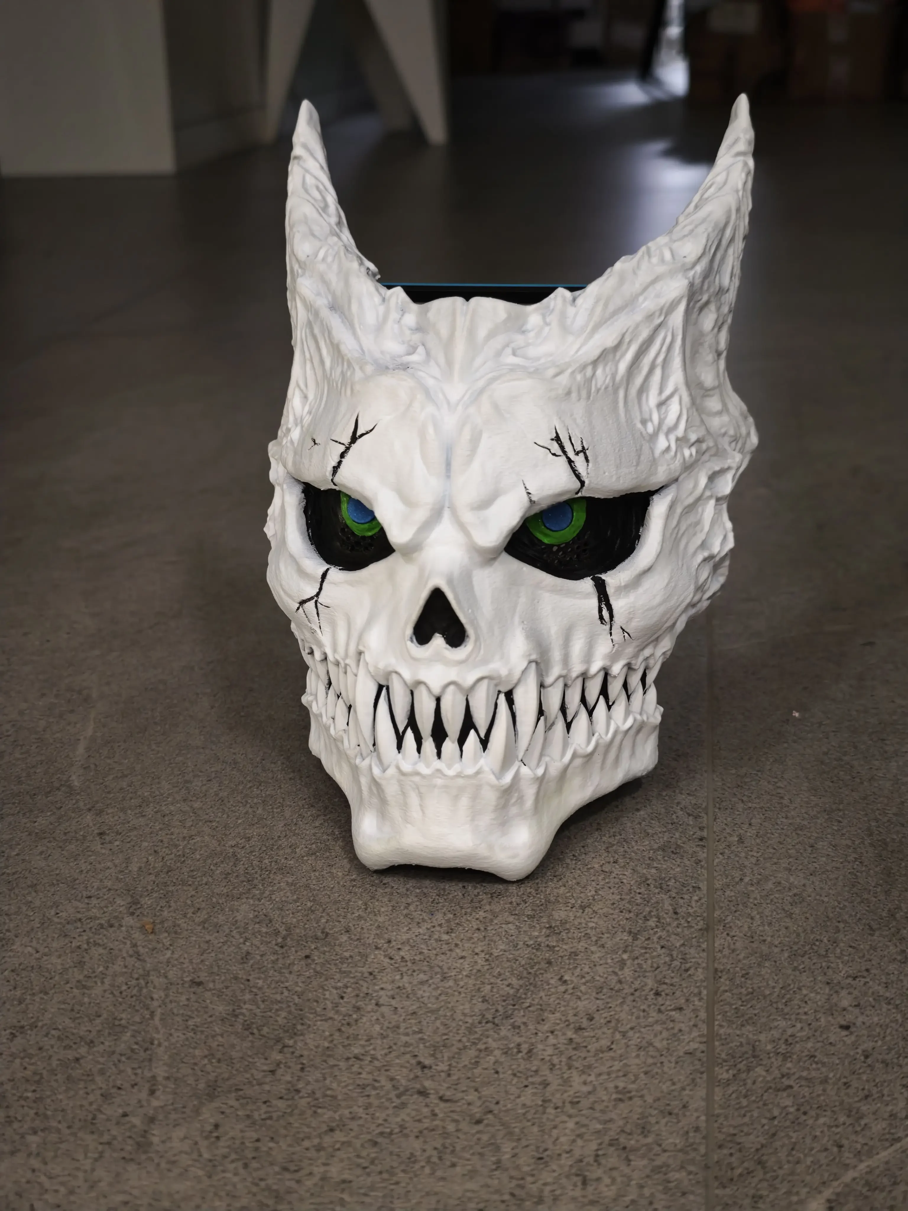 Preventa personalizada 3D imprimible Kaiju No.8 Kafka Hibino máscara brillante disfraz de Halloween Cosplay tocado máscara de cabeza de juego de rol