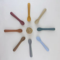 Cuchara de silicona para bebé – Mango suave y largo