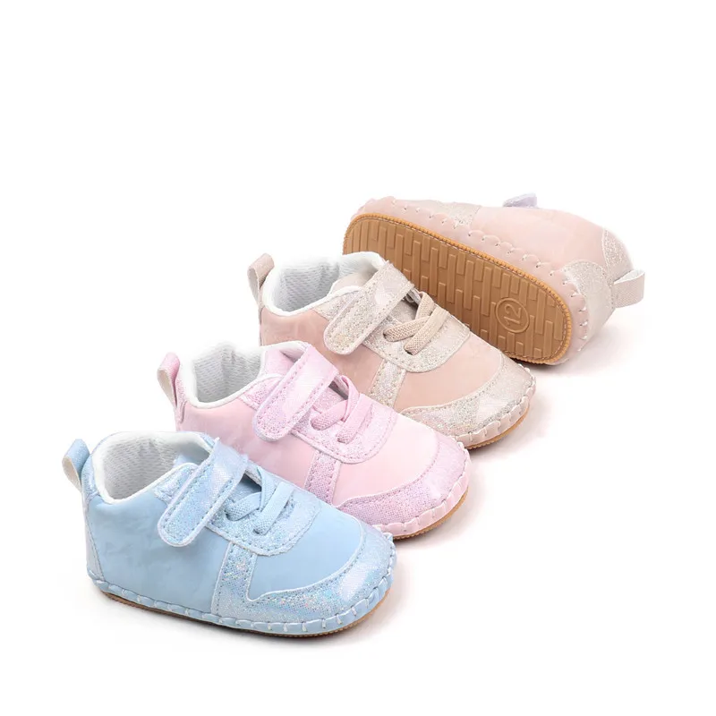 Nuevos zapatos de bebé para niños y niñas, zapatos informales antideslizantes de suela suave a la moda para primavera y otoño para recién nacidos