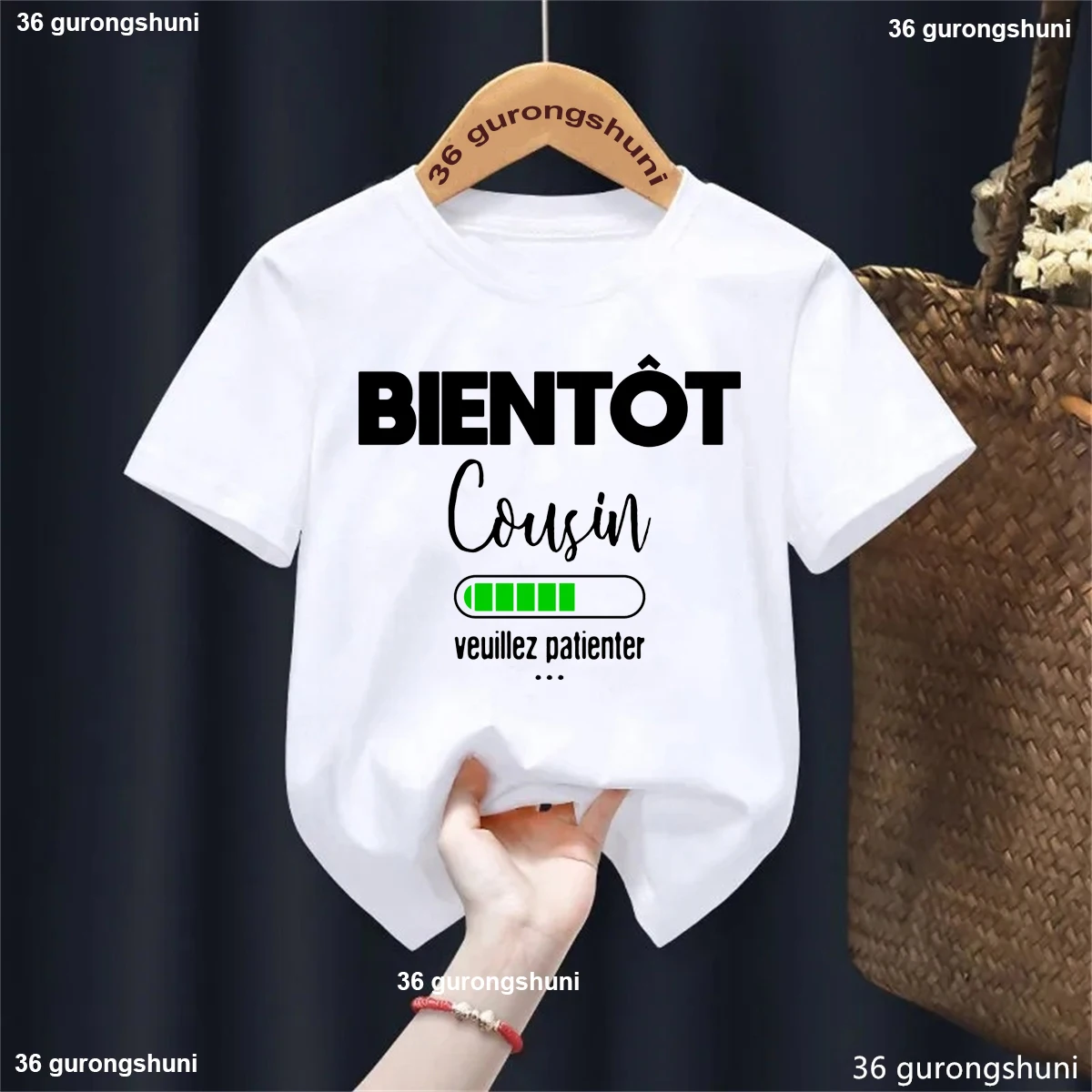 Camiseta con estampado Being Cousin Loading Please Wait, camiseta de anuncio de embarazo para niñas/niños, ropa divertida para niños, camiseta para niños pequeños