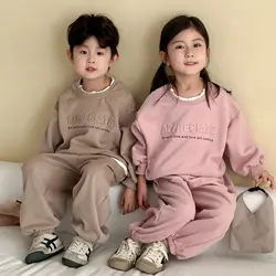 Conjunto deportivo bebé sudadera y pantalón largo otoño