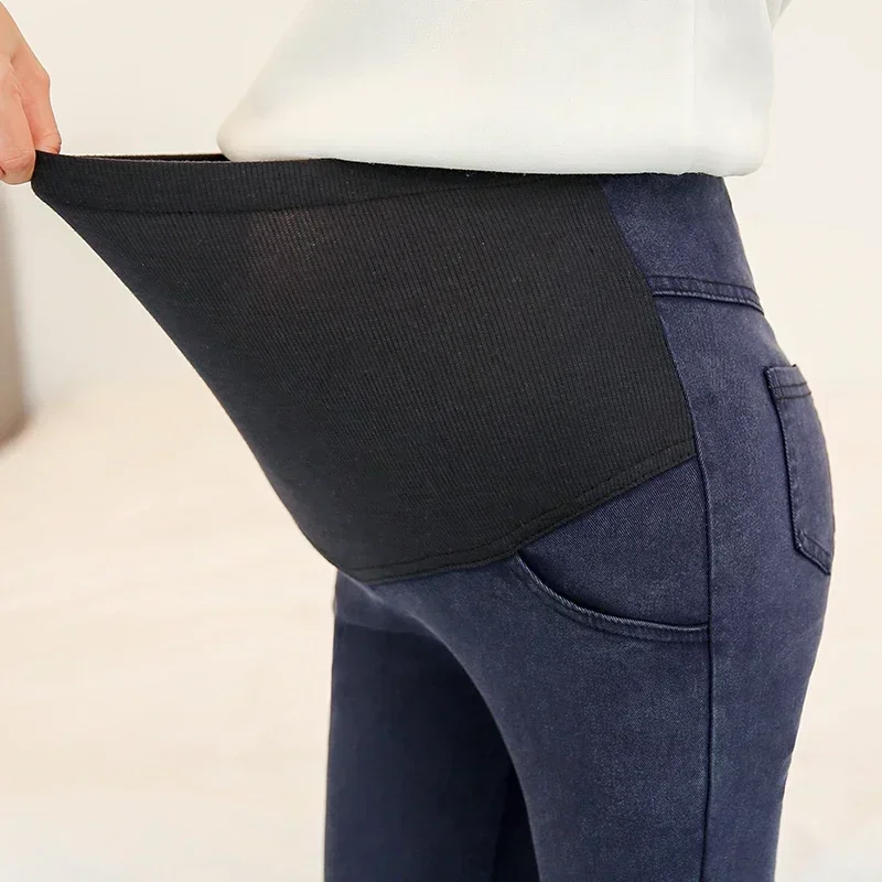 Pantalones de maternidad vaqueros para embarazadas con ajuste ventral - imagen 2