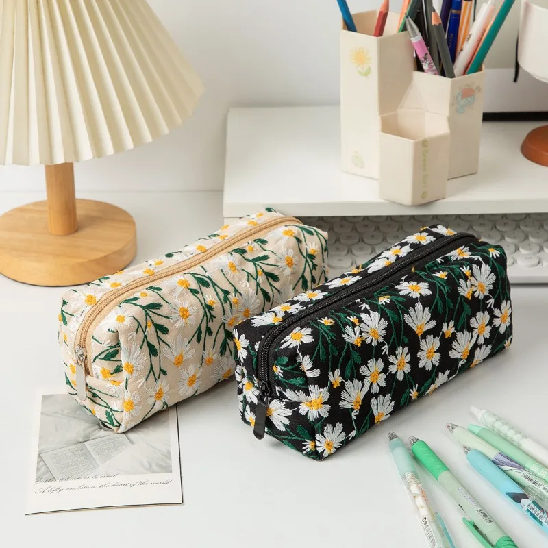 Estuche de lona bordado con flores para niños – Resistente - imagen 5