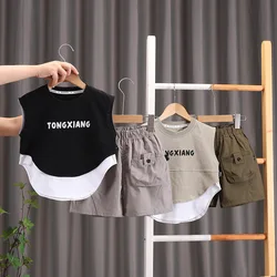 Conjunto verano niño: chaleco sin mangas y short de algodón