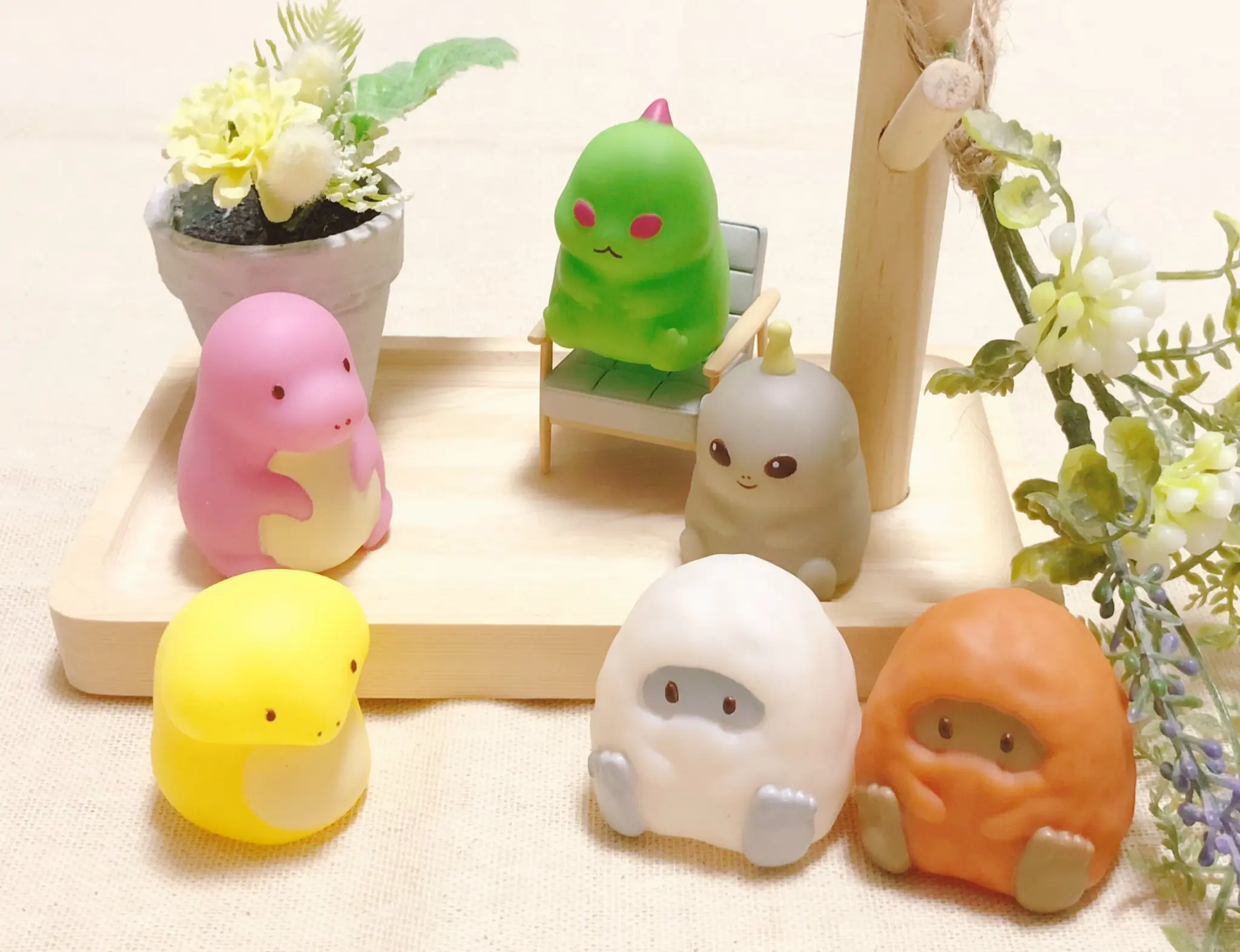 YELL capsule toys cute kawaii Oshinobi UMA san Unidentified creatures Yeti Bigfoot Tsuchinoko Gacha Gacha models figures - imagen 5