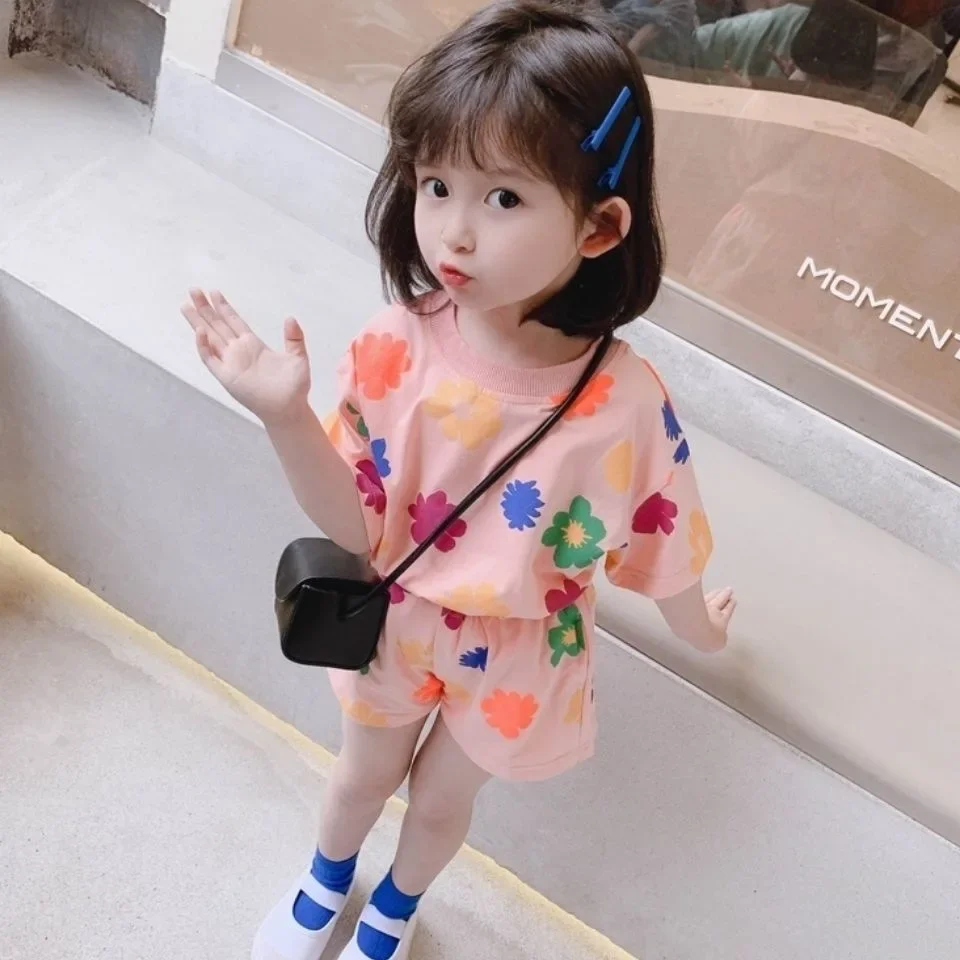 Conjunto de verano floral para niña: camiseta y pantalón corto - imagen 5