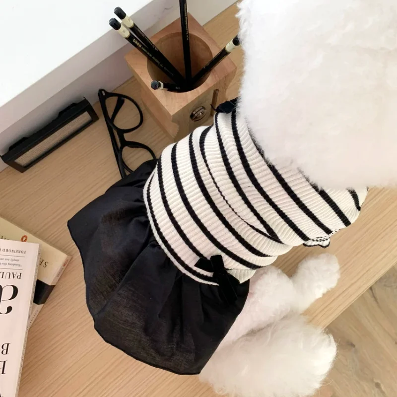 Vestido de princesa para perro, ropa a rayas con lazo de verano en blanco y negro para perros pequeños, Chihuahua, perro salchicha, Bichon, falda de encaje para perro, chaleco para gato
