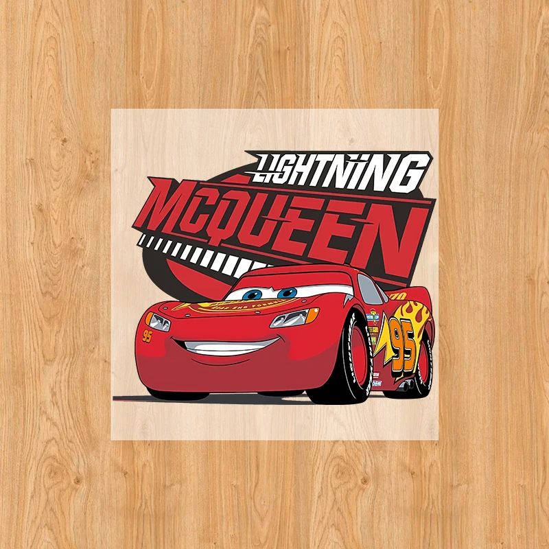 Parche de hierro Lightning McQueen, pegatina de transferencia de calor de Anime de coches de Disney, apliques de ropa de dibujos animados para niños, calcomanías DIY de regalo - imagen 4