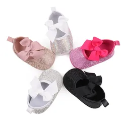 Zapatillas de princesa para bebé – suaves con lazo