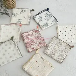 Toalla absorbente floral para baño y viaje de bebé