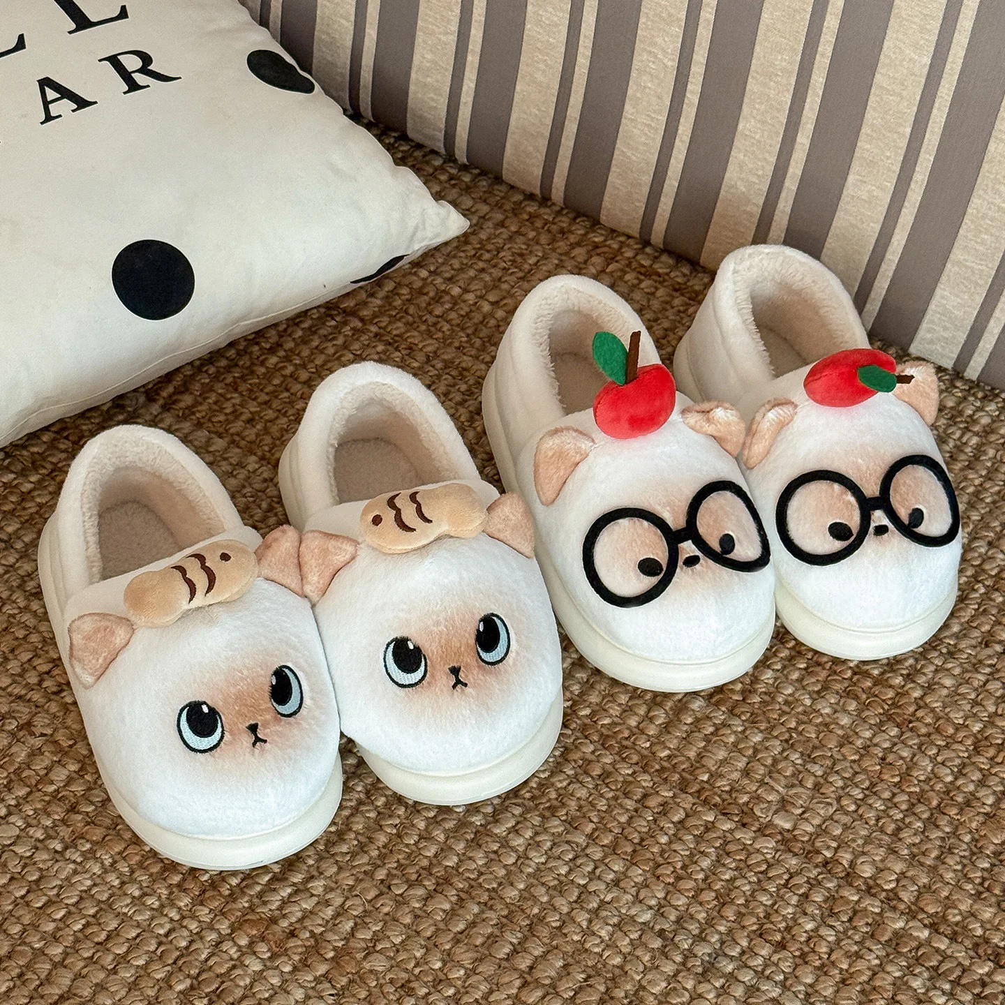 Nuevos zapatos de algodón para interiores para mujer, bonitos zapatos de casa cálidos de invierno con gato de dibujos animados, suela gruesa de felpa suave, zapato de algodón para el suelo del hogar para niñas - imagen 5
