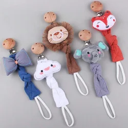 Clip sujetachupetes de madera de haya con cordón de cáñamo – Muñeco animado
