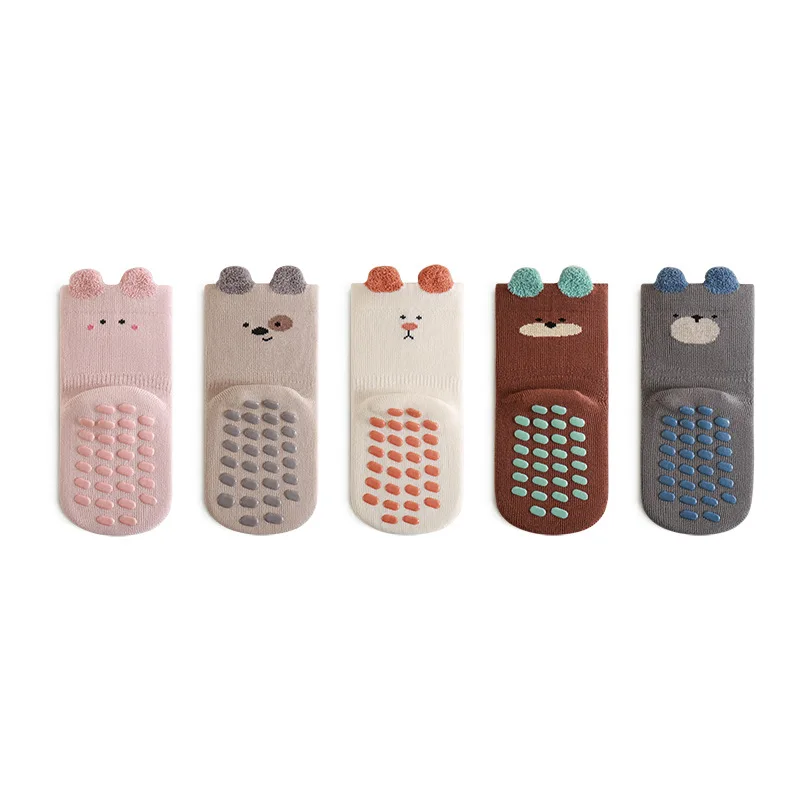 Calcetines antideslizantes de algodón para bebé – invierno con dibujos - imagen 4