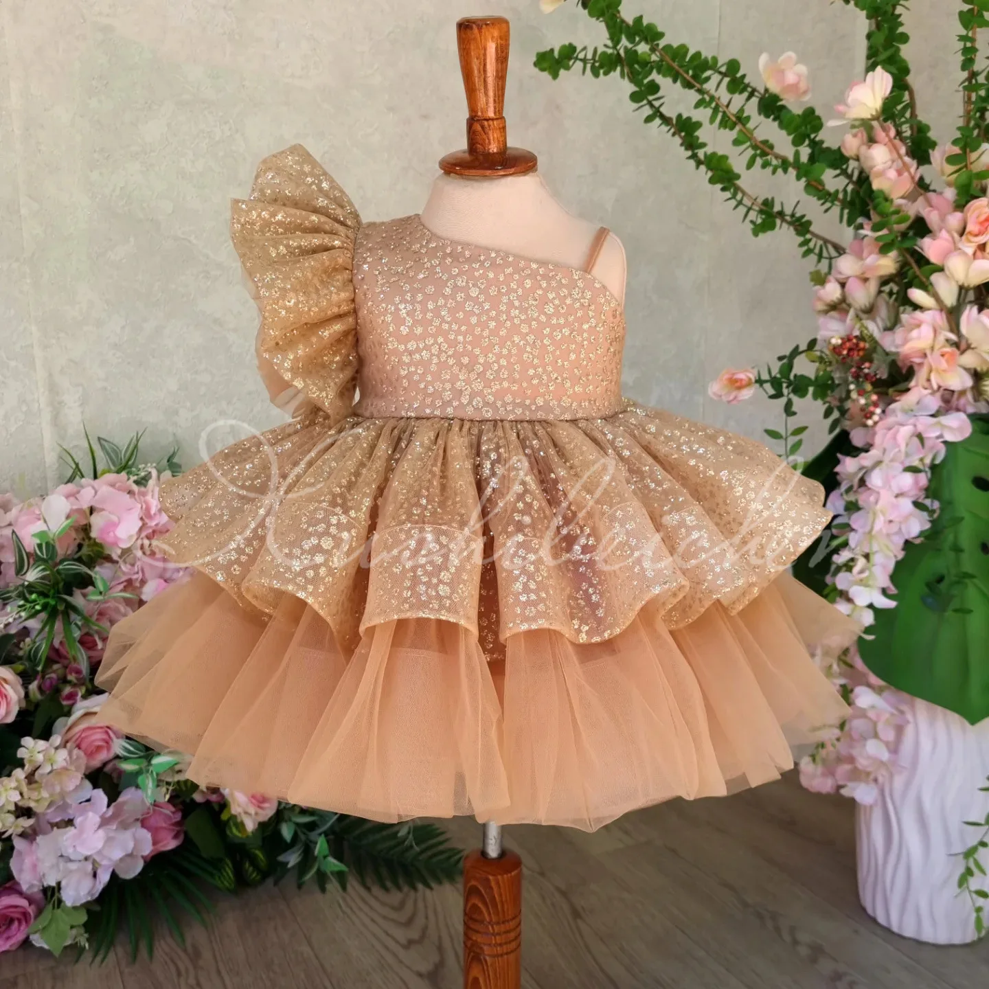 Vestido de flores para niñas, boda, cumpleaños, champán, dorado, lentejuelas, vestido de actuación de Navidad con tutú de tul con un solo hombro y lazo
