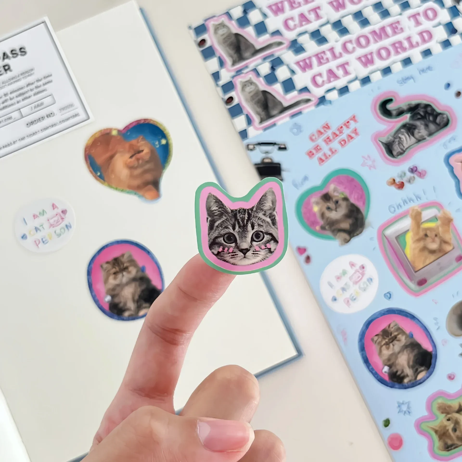 1 Uds. Pegatina de animales de dibujos animados de papel Kawaii, pegatina de equipaje con grafiti de gato de dibujos animados, pegatinas DIY de animales Vintage para guitarra