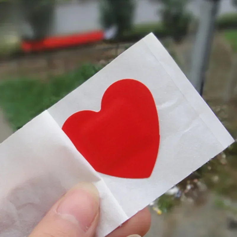 20 unids/set de tirita de corazón rojo, yesos de corazón grande y pequeño, parche para vendaje de heridas, pegatinas faciales para fanáticos de conciertos para niñas, vendajes adhesivos - imagen 5