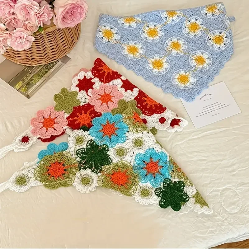 Diadema triangular de punto para niña – Estampado de fresa - imagen 3