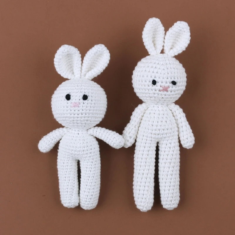 Conejo de peluche artesanal de algodón para bebé – Suave y seguro - imagen 3