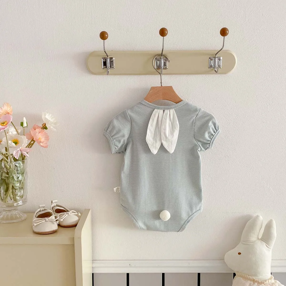 Pelele fino de verano para niños y niñas, mono de manga corta a rayas con bonito conejo para recién nacido, mono triangular para bebé de 1-3-6-9M - imagen 4