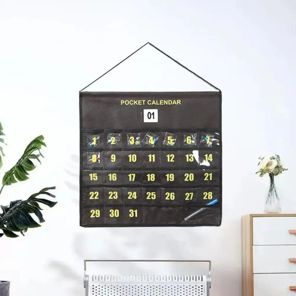 Calendario de pared con bolsillos, bolsa de almacenamiento de tela, organizador mensual novedoso para sala de estar y dormitorio - imagen 3