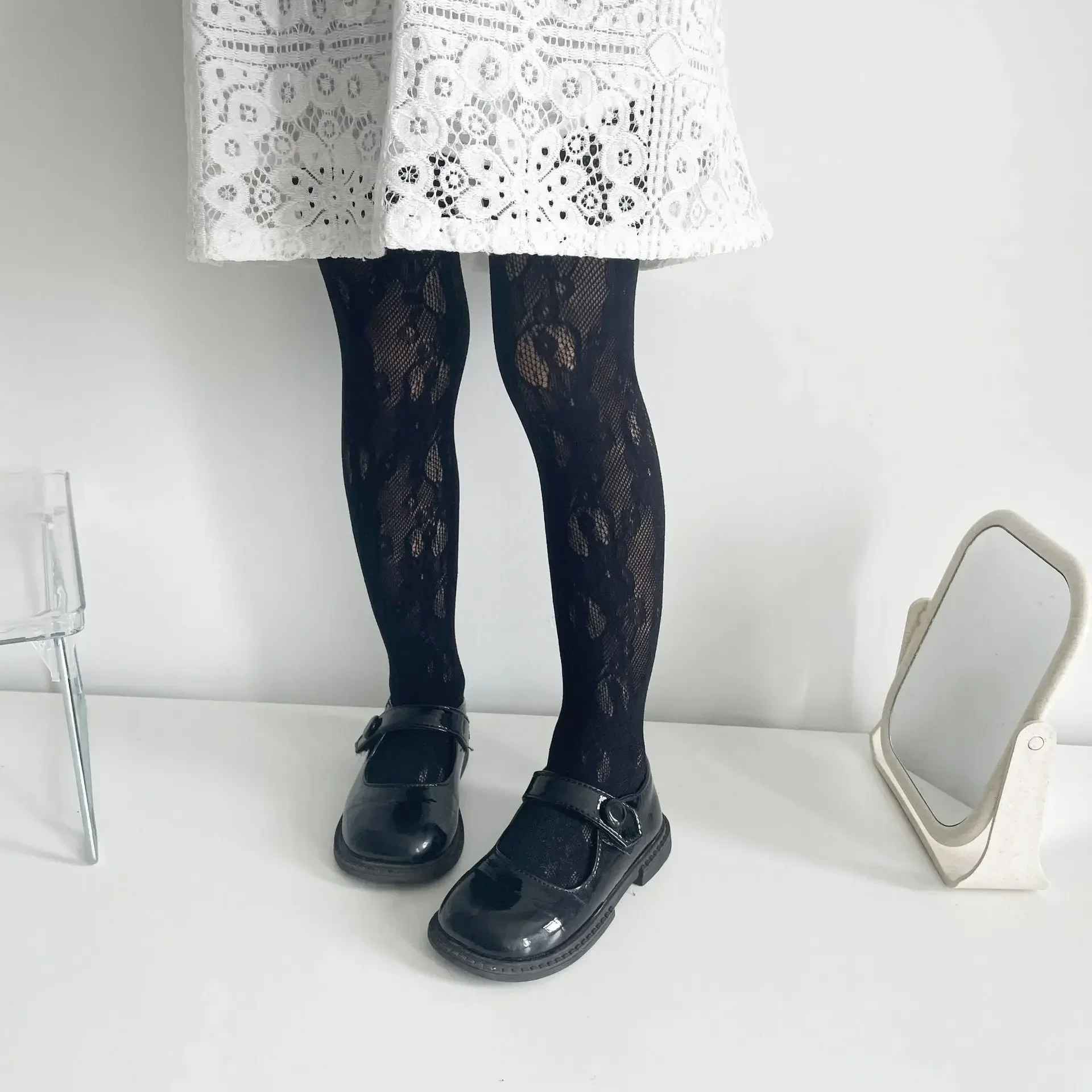 Floral 1 Black
