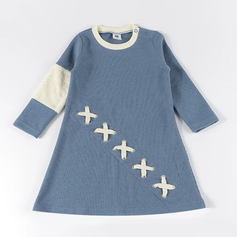 Vestido de punto de gofres para niñas, conjunto de manga larga con parche de piel en contraste, ropa de invierno con cordón, conjunto familiar