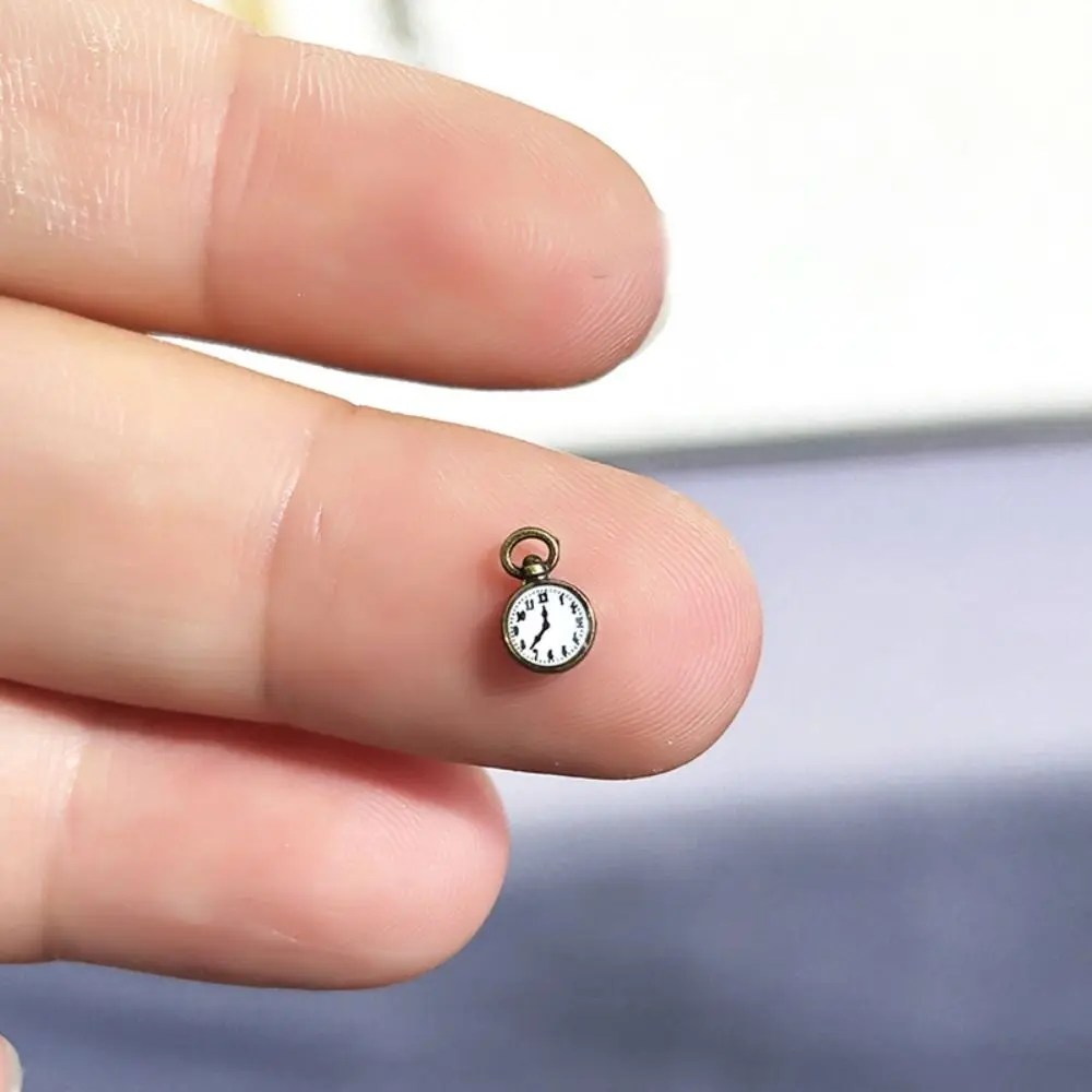 Mini collar de casa de muñecas, reloj de bolsillo Vintage de simulación, aleación, accesorios para muñecas Ob11 /30cm, 1/12 - imagen 4