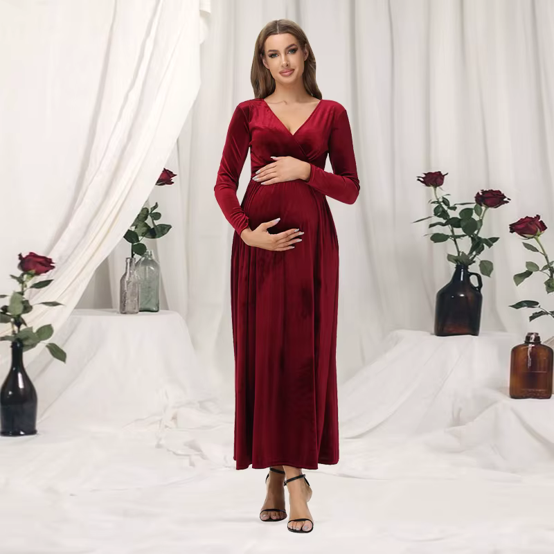 Vestido de terciopelo para embarazadas – Cuello en V y manga larga - imagen 2