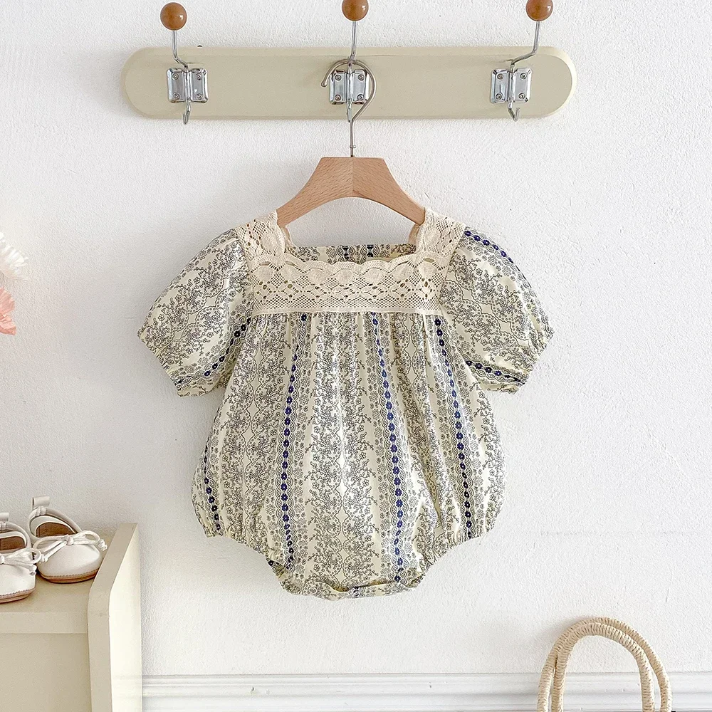 Mono encaje floral vintage para bebé niña verano