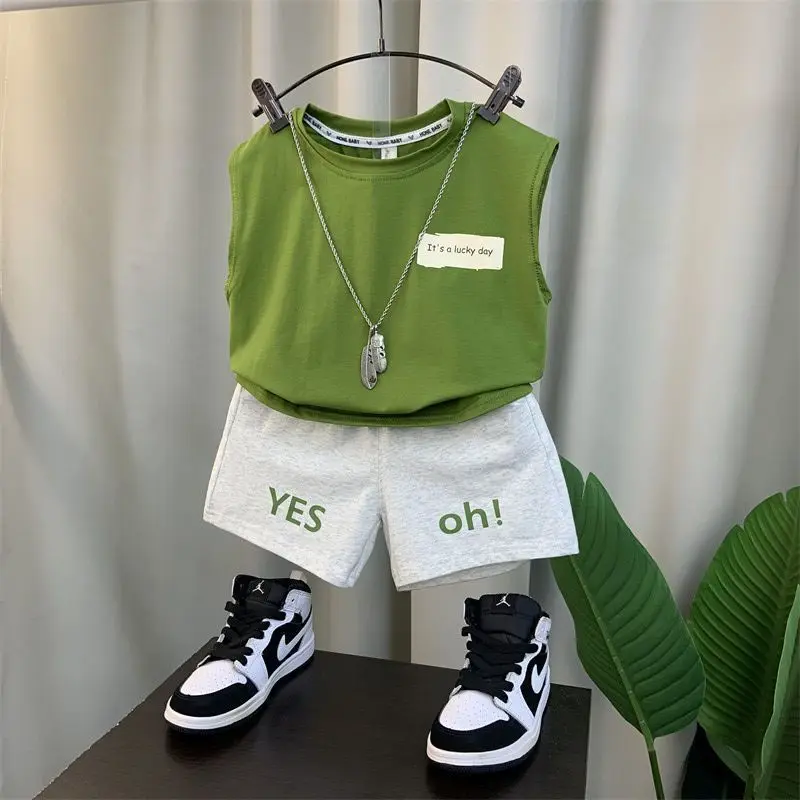 Conjunto chaleco y short de verano para niño - imagen 4