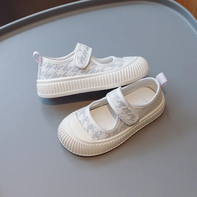 Zapatillas de deporte de verano para niños, nuevos zapatos cómodos y transpirables para niñas, suela gruesa, antideslizantes, suaves, informales, simples, de lona Retro para uso diario - imagen 4