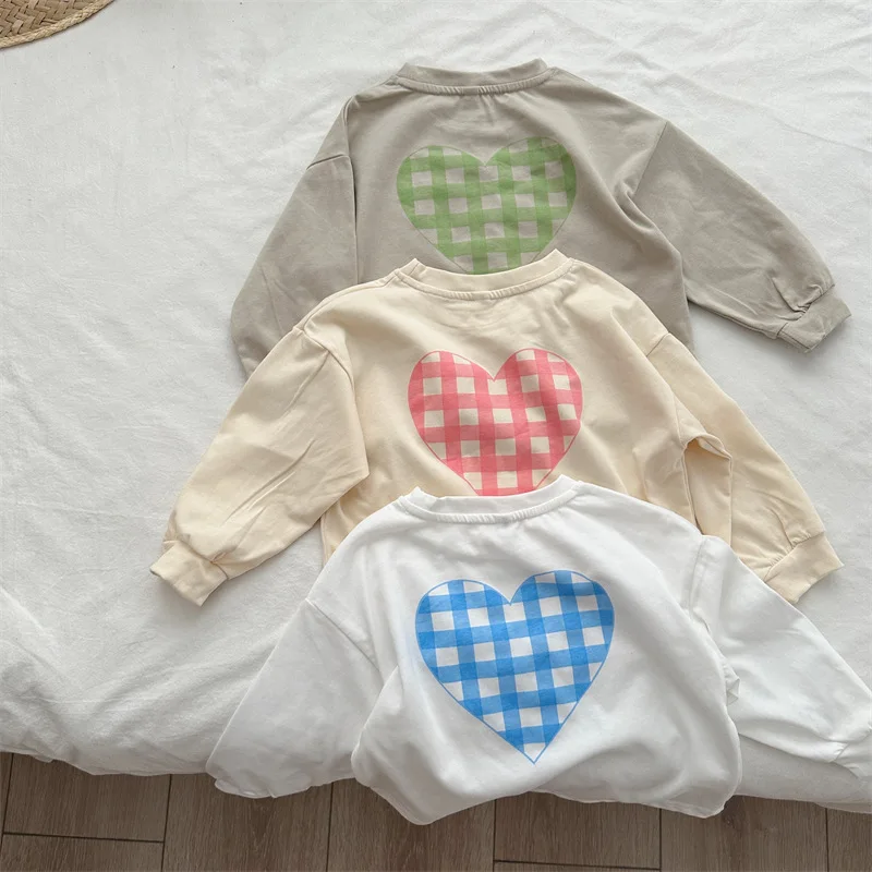 Color caramelo - Detalle suéter niños