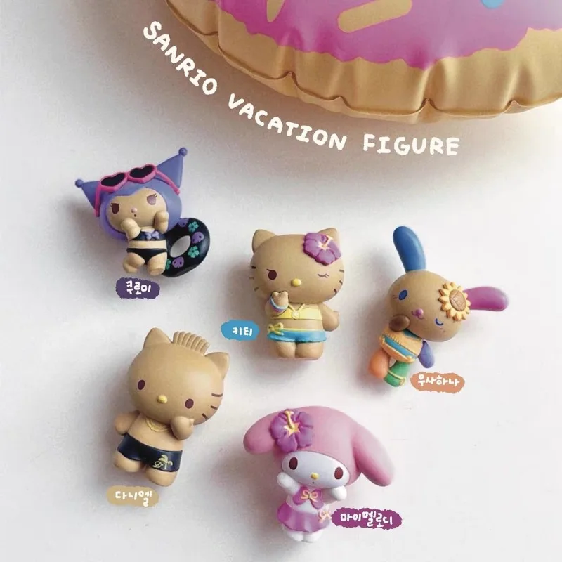 Sanrio personaje caja ciega juguetes verano vacaciones en la playa serie figura de Anime piel negra Hello Kitty Kuromi Melody Kdis regalos - imagen 2