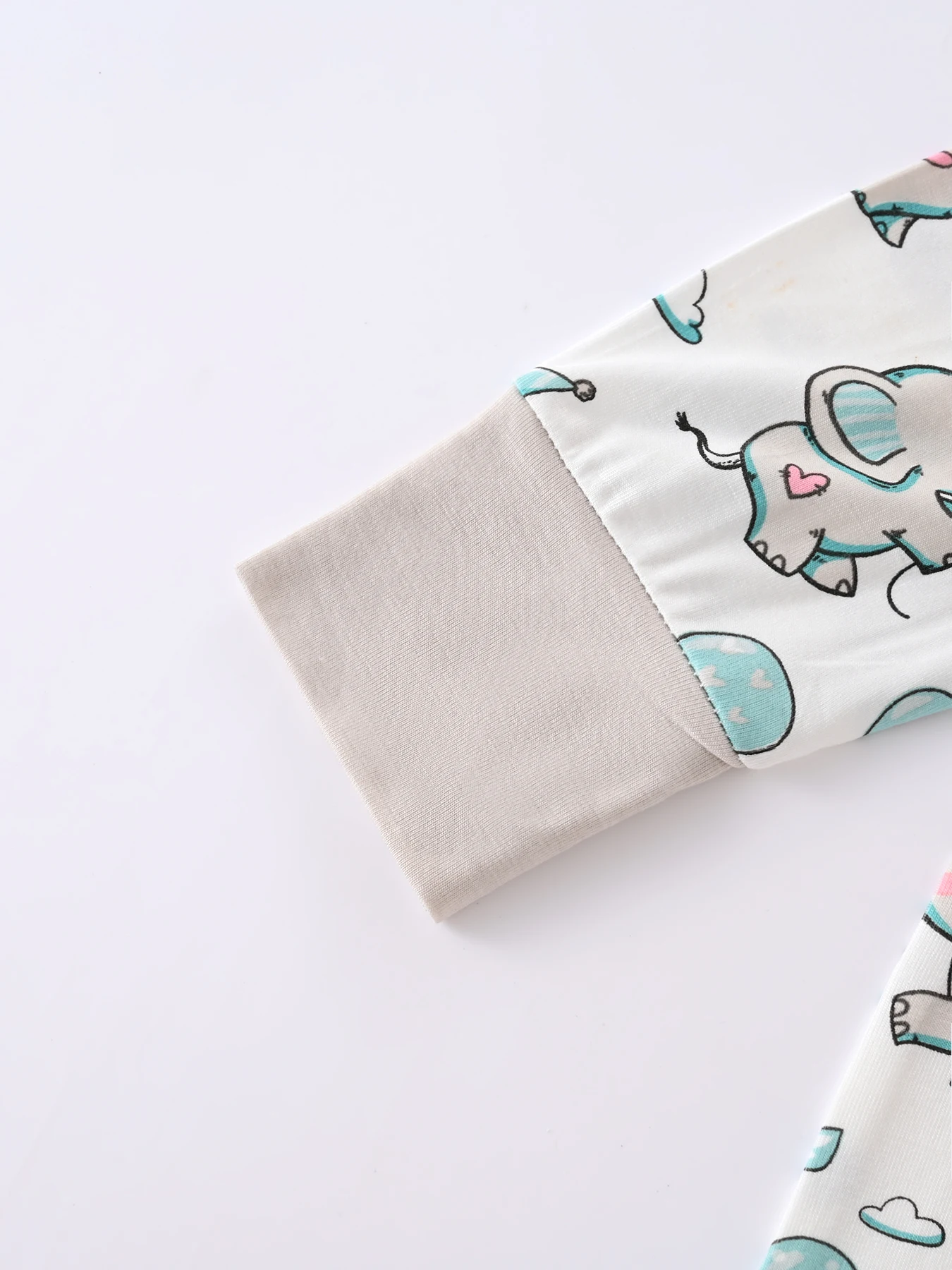 Mono Unisex de manga larga con cremallera y sombrero para bebé, mono con estampado de elefante bonito para niño y niña, pelele infantil de 0-1-3-6M para las cuatro estaciones - imagen 3