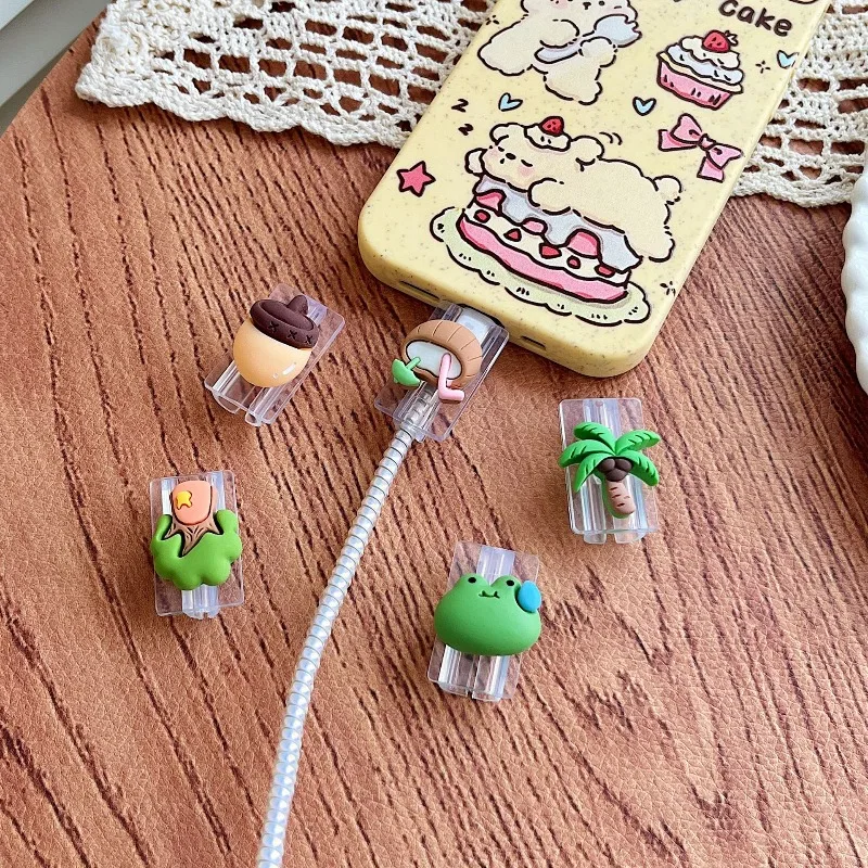 Enrollador de cables con dibujos animados – Organizador infantil para móvil - imagen 4